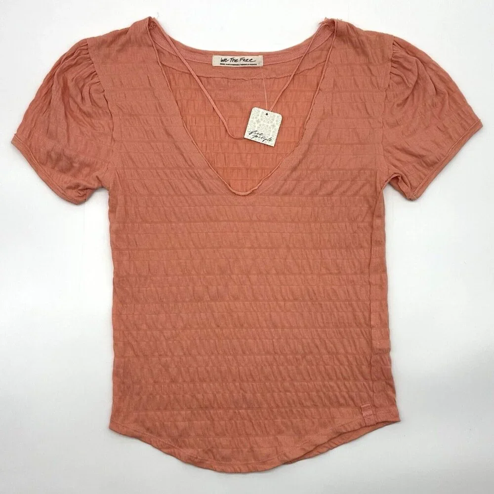 Free People Sugar Cube Women's Size Small Burnt Coral Pink V-Neck Ruched Top NWT - Picture 3 of 13